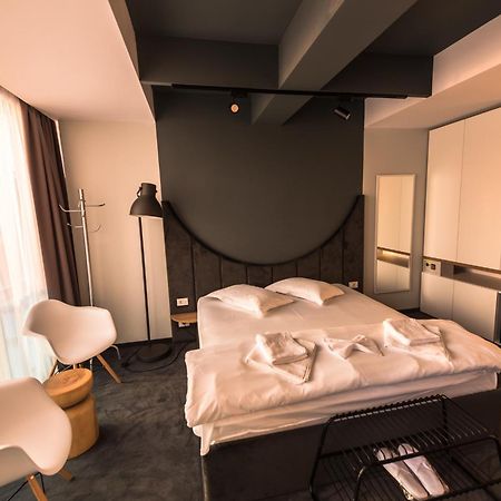 Hotel Arka Orşova Eksteriør billede