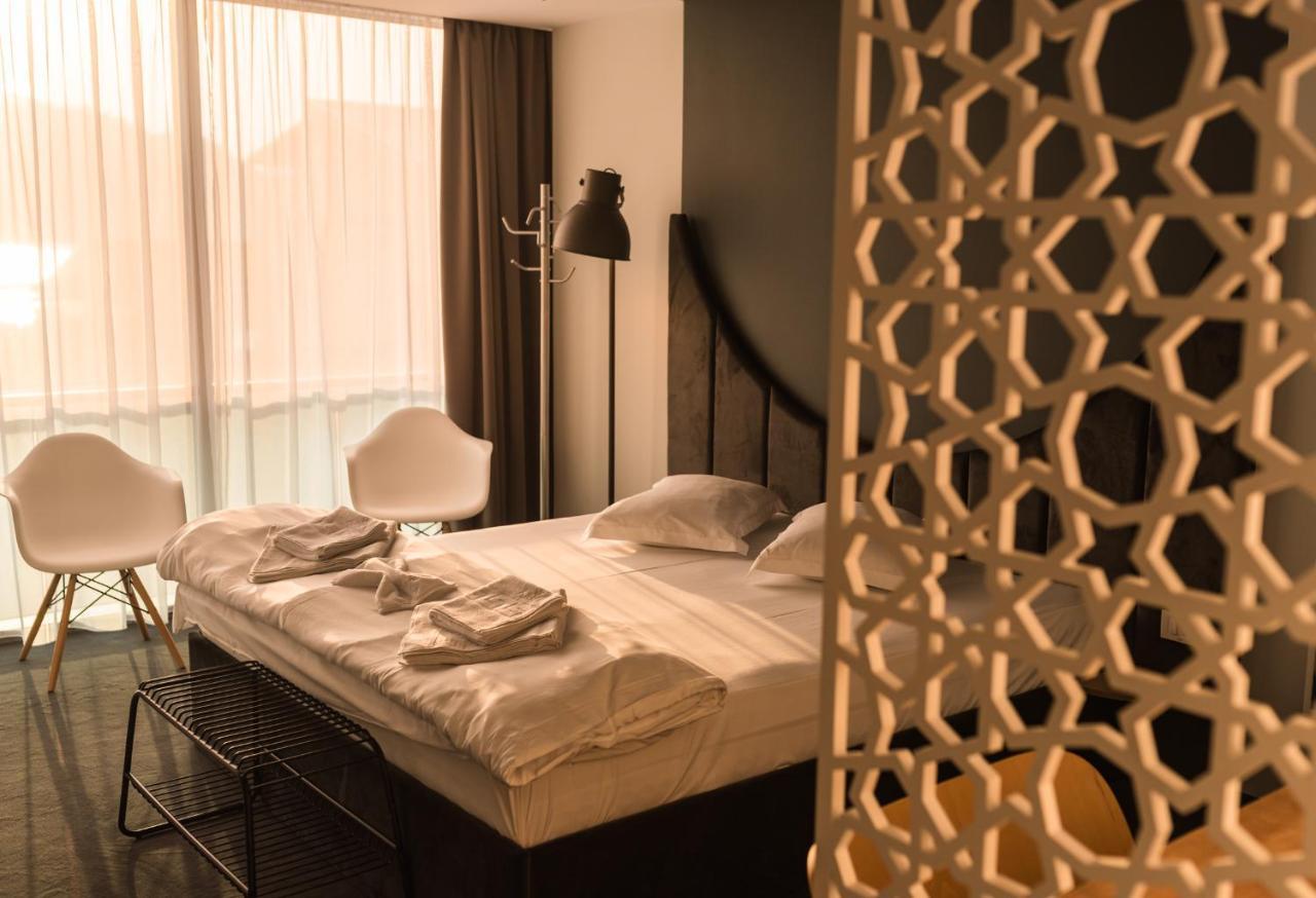 Hotel Arka Orşova Eksteriør billede